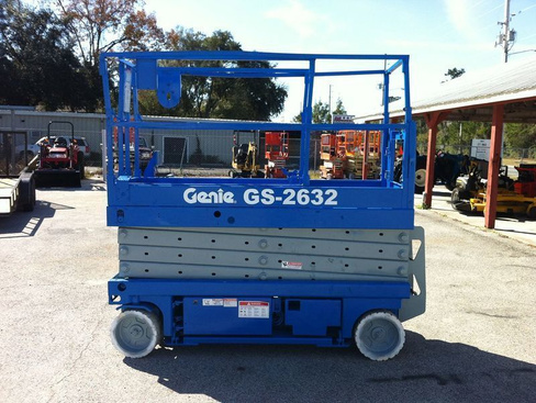 Аренда ножничного подъемника Genie GS 2632 без водителя