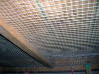 Оклейка плоских потолков сеткой армирующей