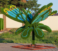 Топиари Бабочка на ромашке ландшафтная фигура 1,3х1,45х1,35 м