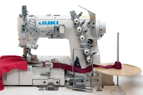 Плоскошовная швейная машина для трикотажа Juki MF-7523-C11-B64/X83050