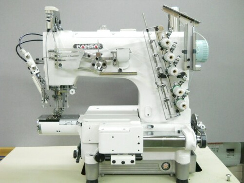 Плоскошовная швейная машина Kansai Special NC-1103GCL/UTE 7/32" (5,6) (+серводвигатель I90M-4-98)